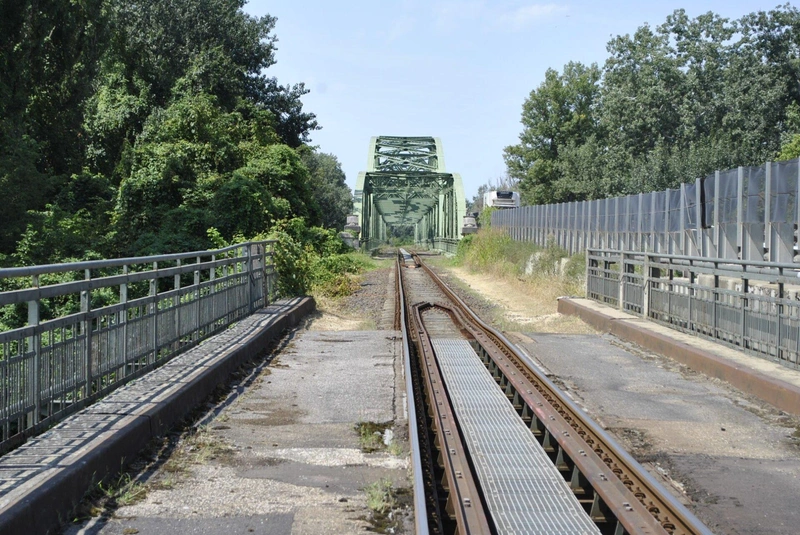 0.-kiemelt-tiszai-hid-1920x1285.jpg