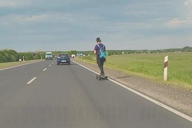 02.jpg