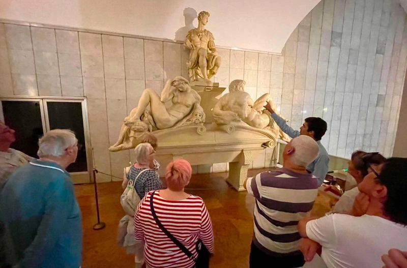 Michelangelo Galéria