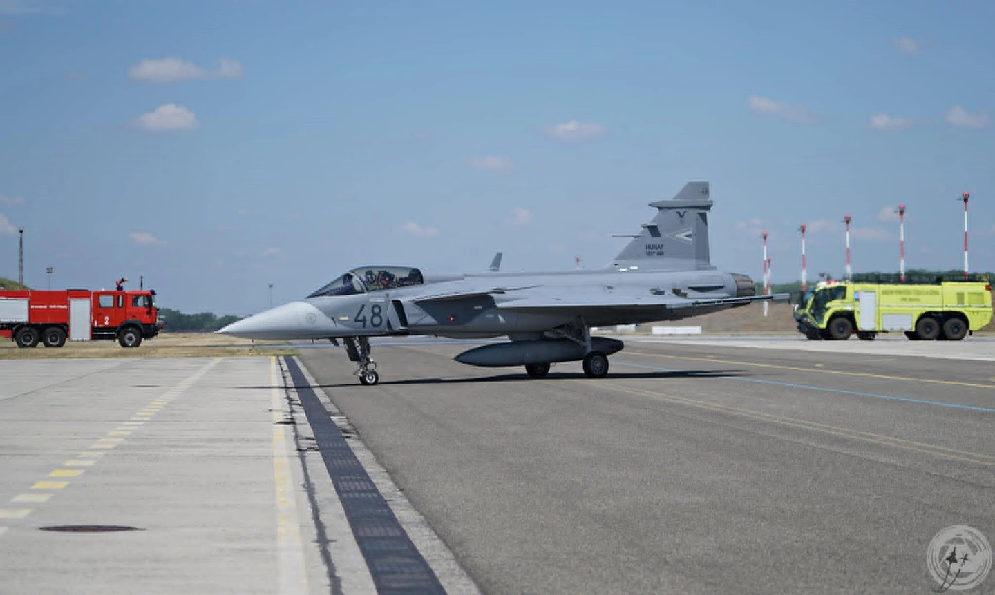 Gripen (2)