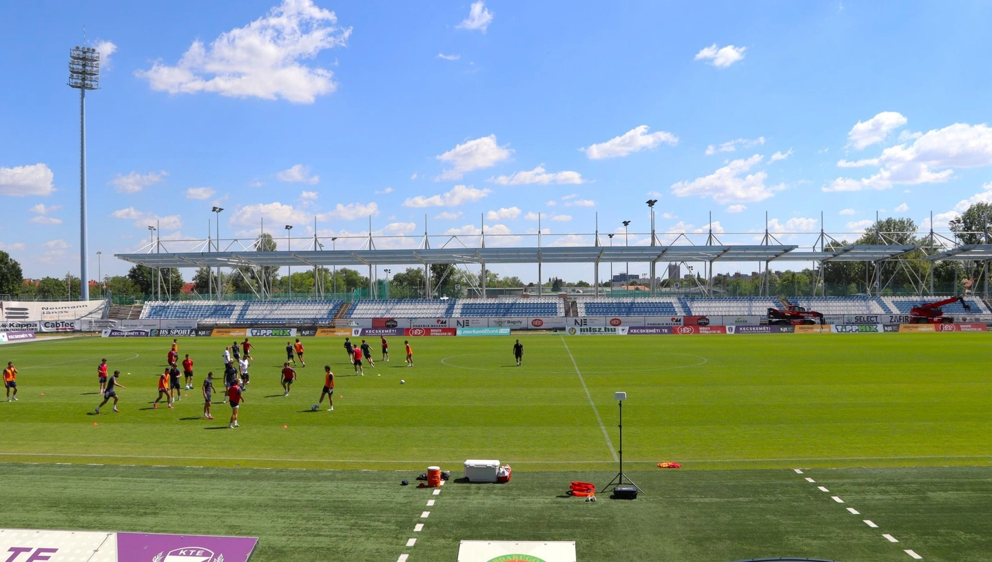 Széktói Stadion lelátófedés (246)
