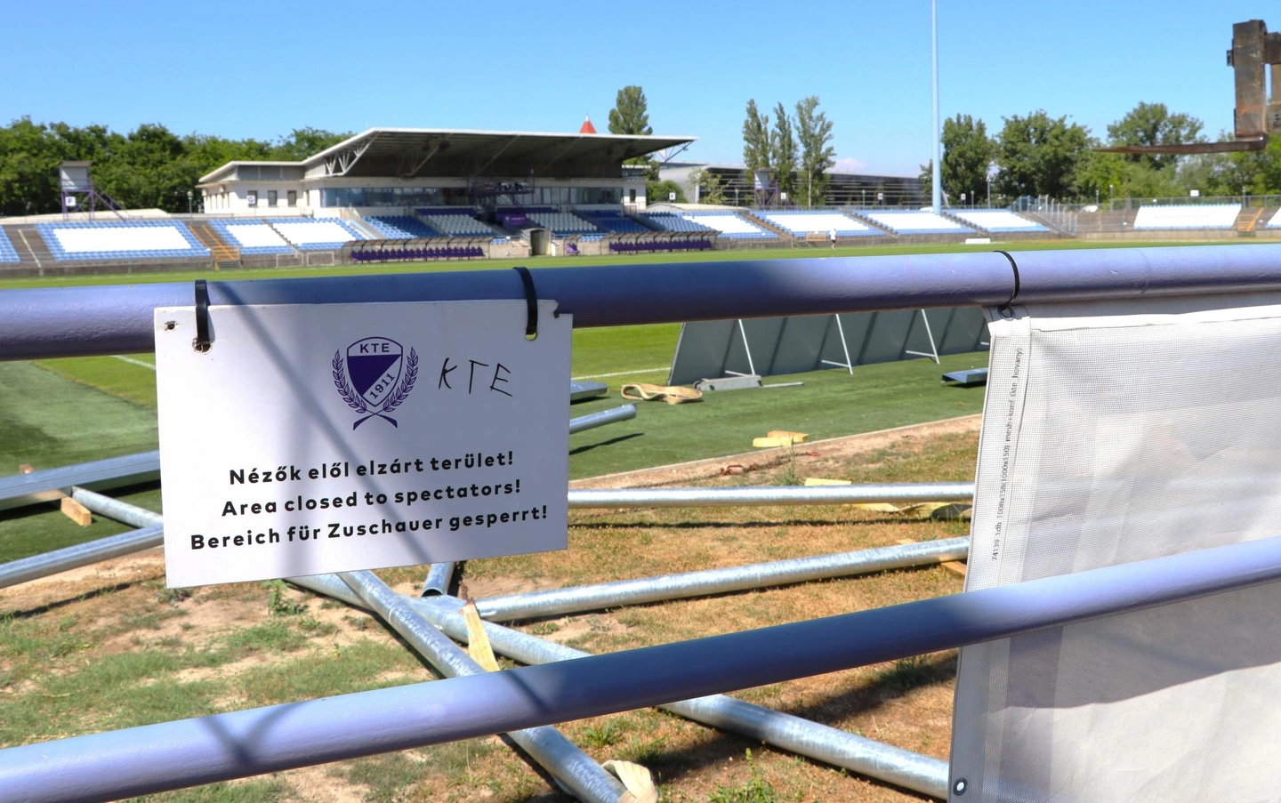 Széktói Stadion lelátófedés (66)