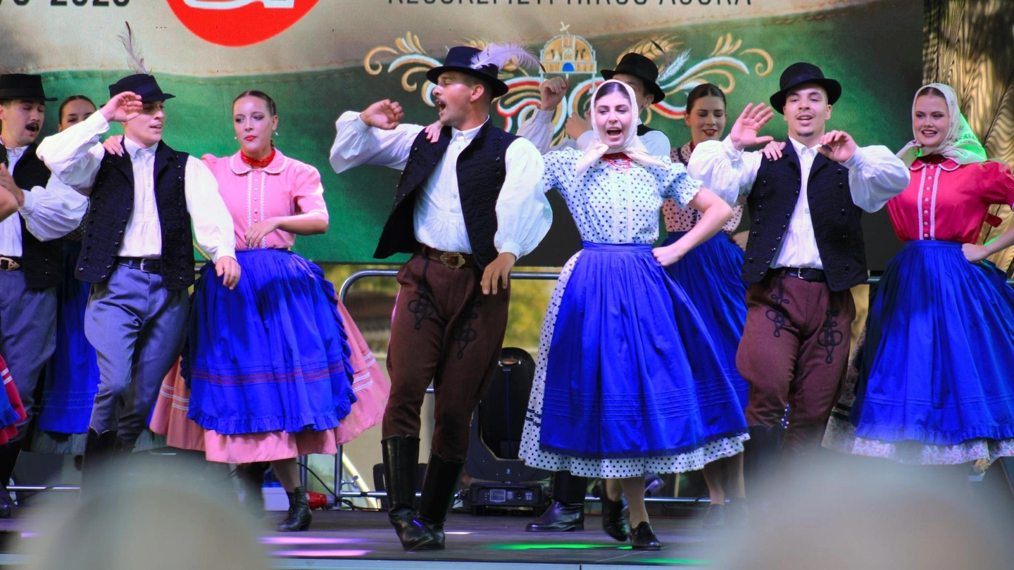 Kecskemét Táncegyüttes (4)