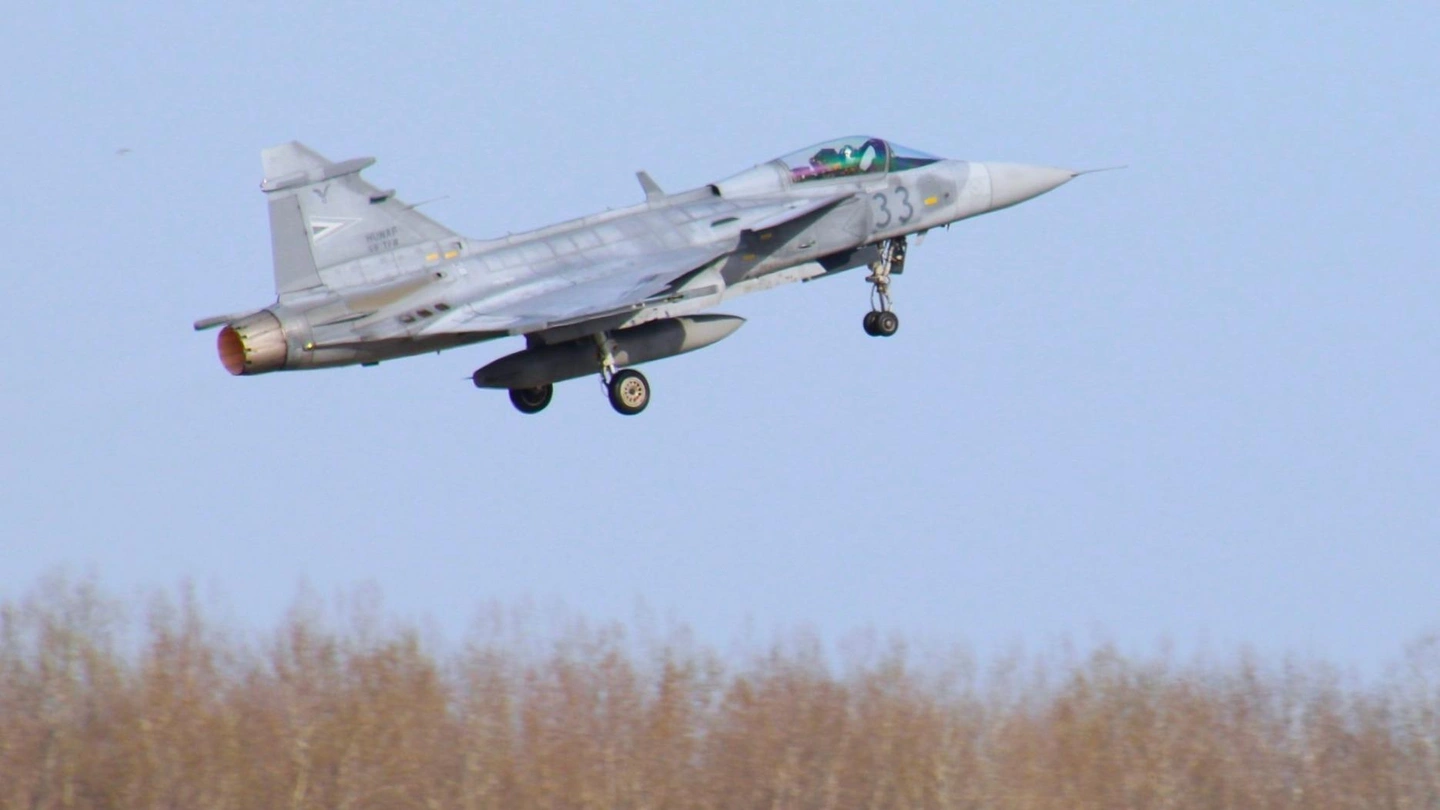 Gripen-repulobazis-repuloter-1