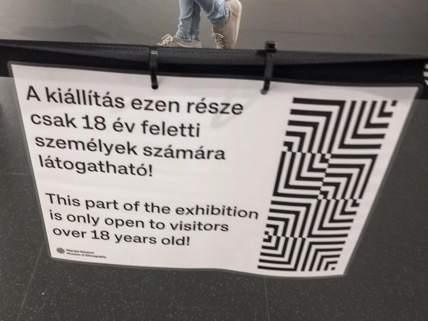 cenzura.jpg