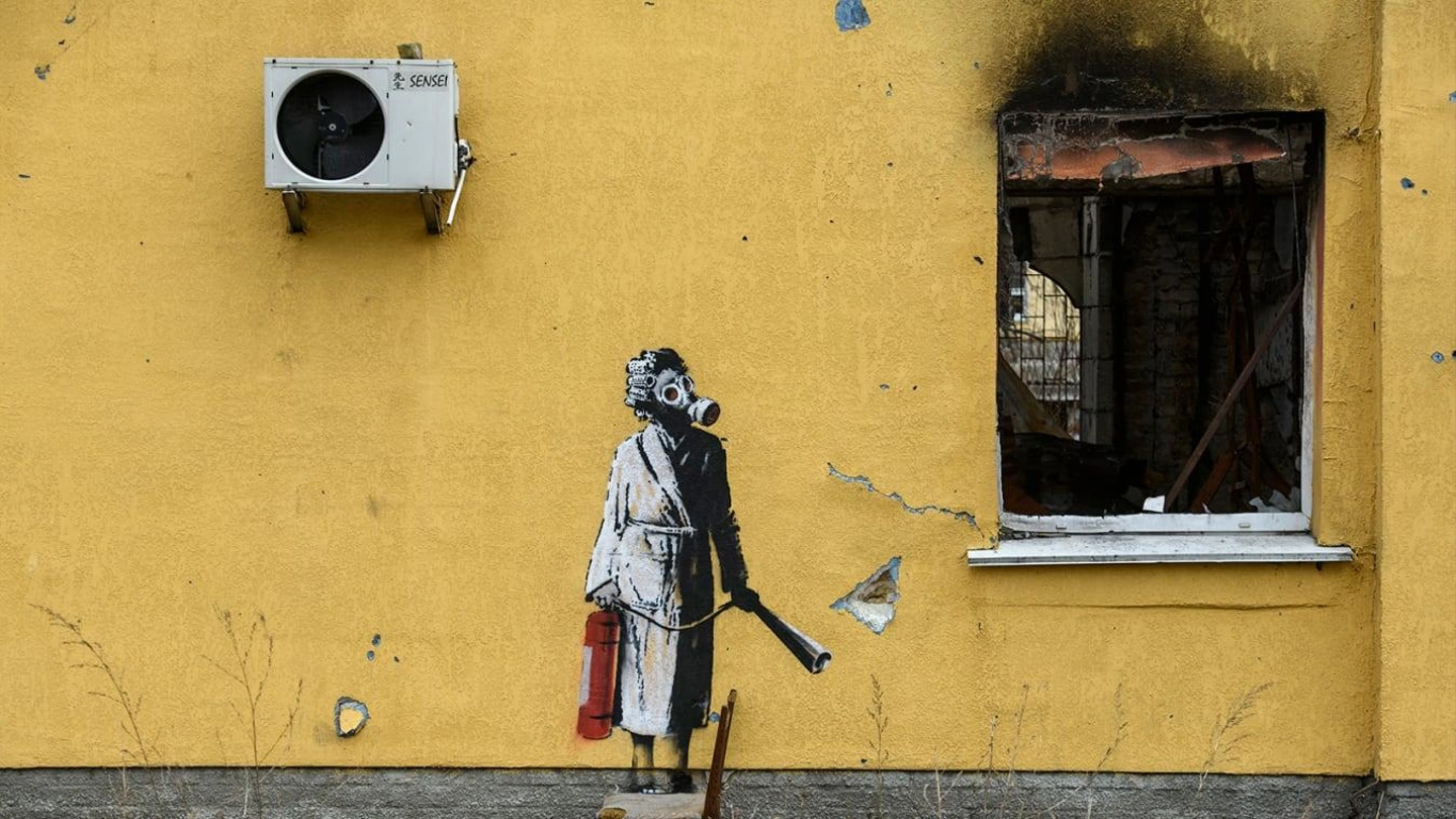 http___cdn.cnn_.com_cnnnext_dam_assets_221114131655-02-banksy-ukraine-murals-restricted.jpg