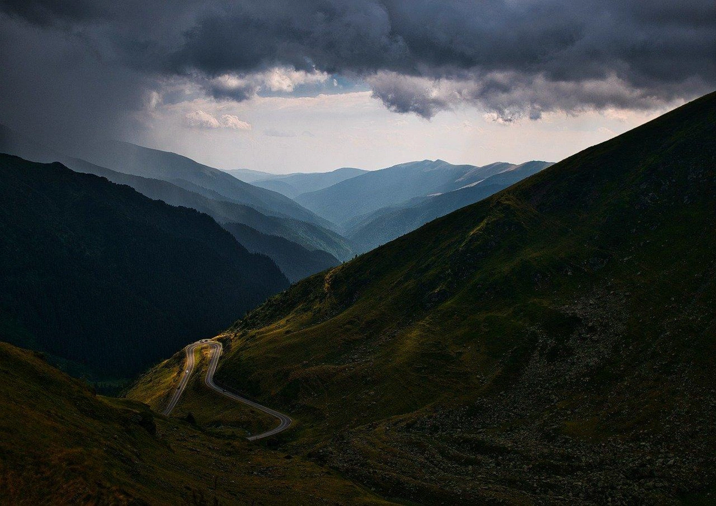 road-7406539_1280.jpg