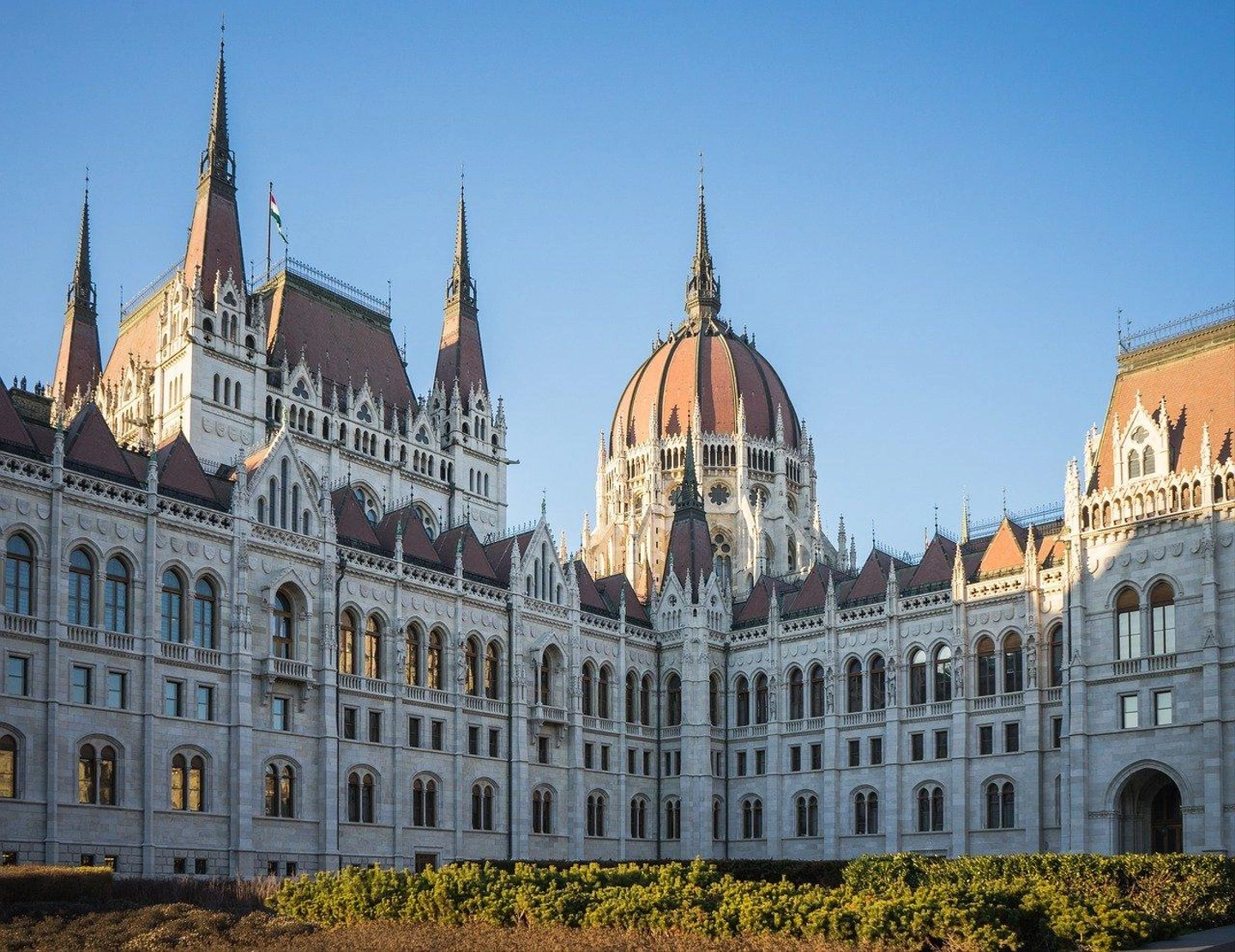budapest-6941977_1280.jpg