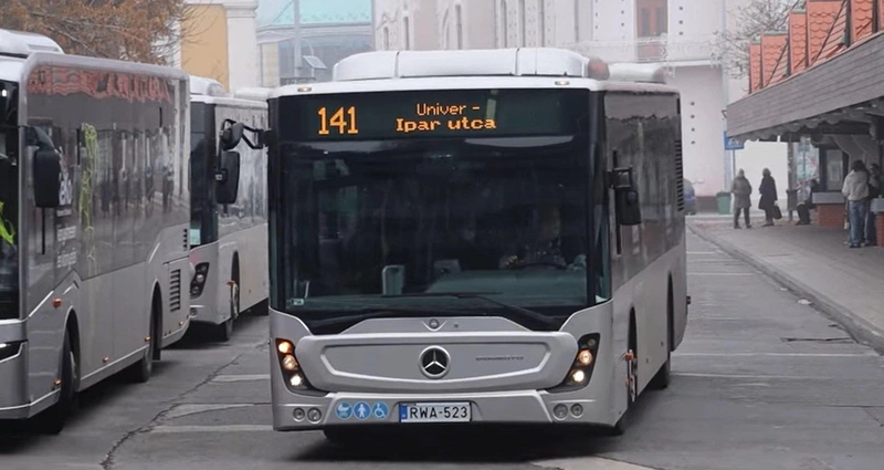 busz-uj-szamozas-KeKo-01.jpg