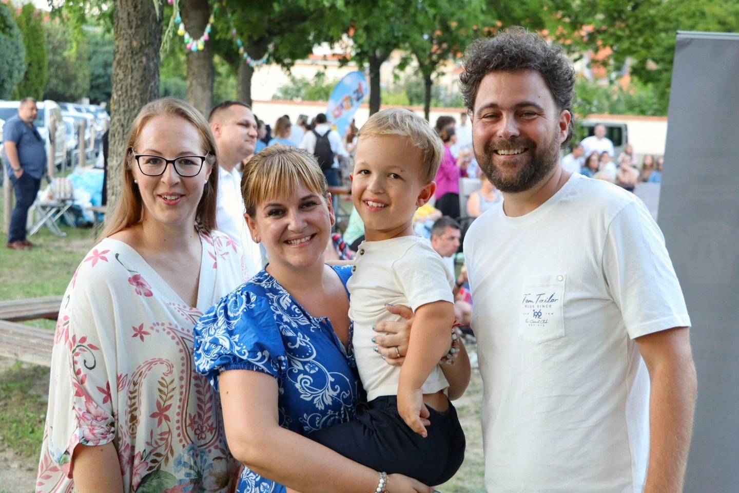 Danyi-Boti-Petofi-Park-jotekonysagi-kertmozi-62.jpg