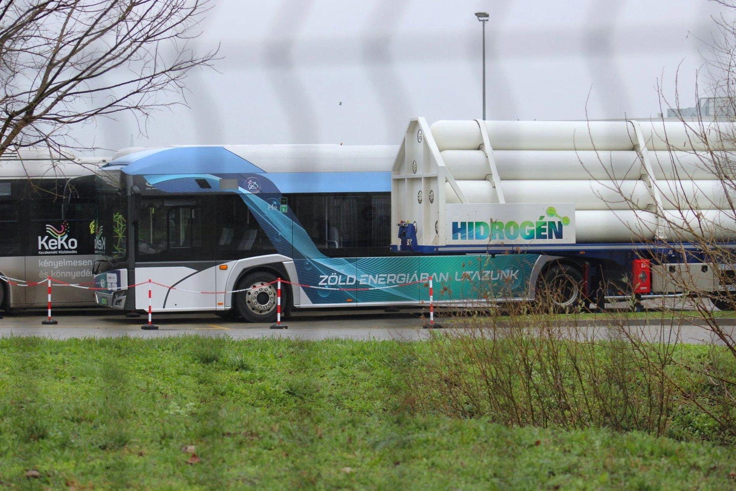 hidrogenbusz-3.jpg