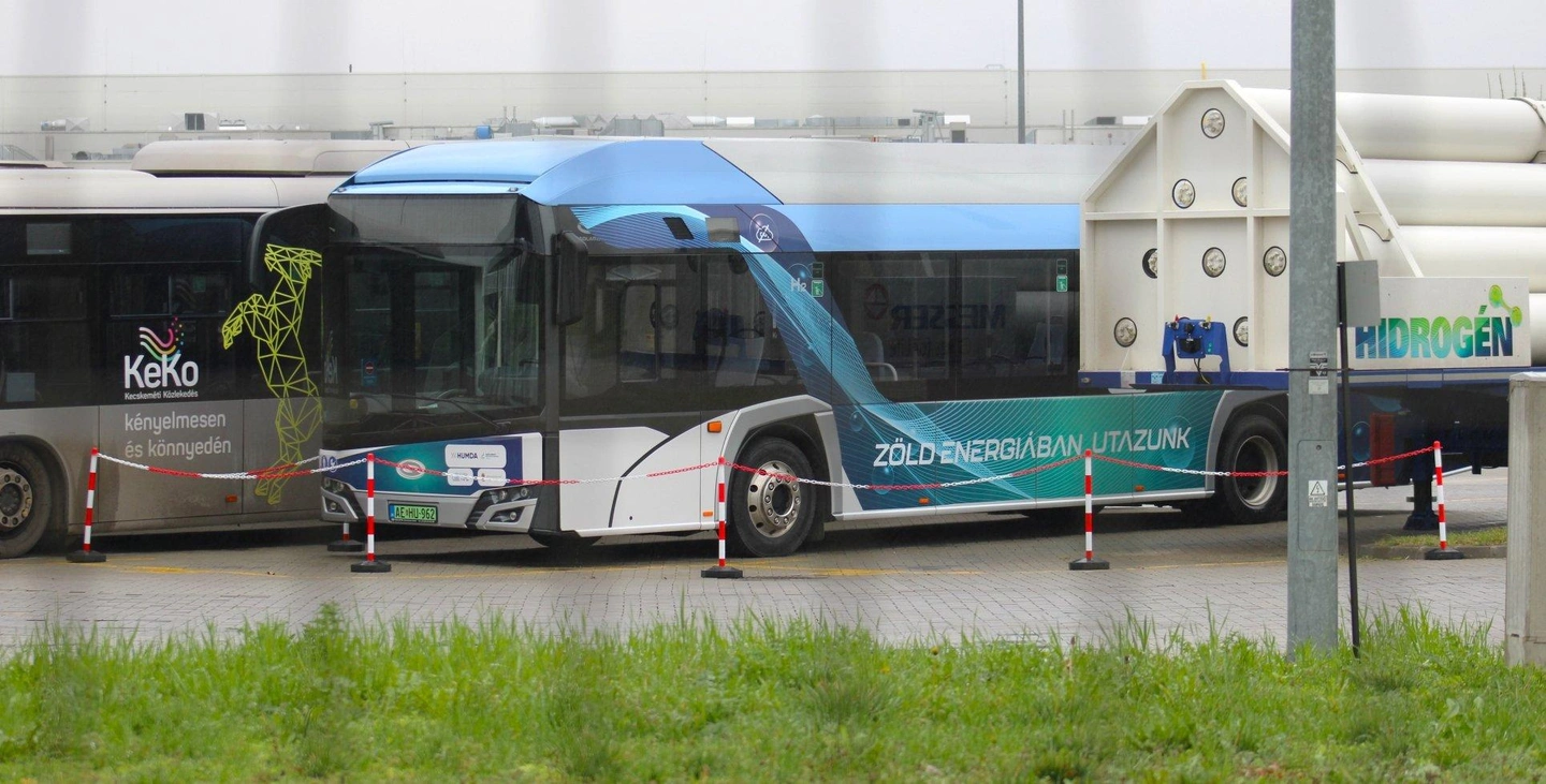 hidrogenbusz-4-1.jpg