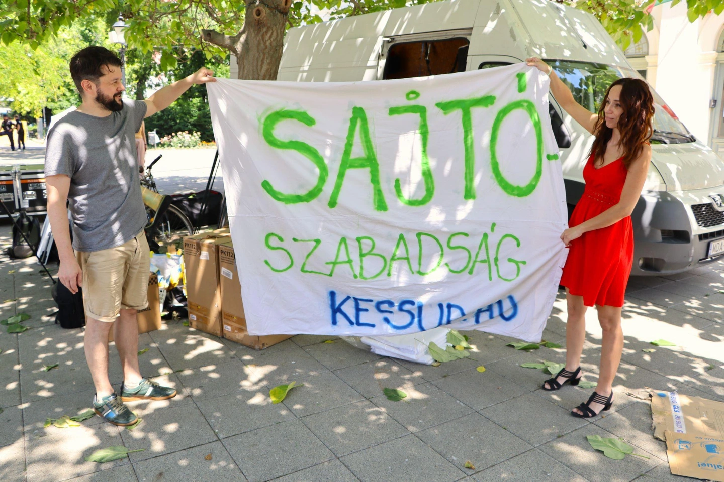 Kecsup-tuntetes-fot-Szabad-a-szavad-2.jpg