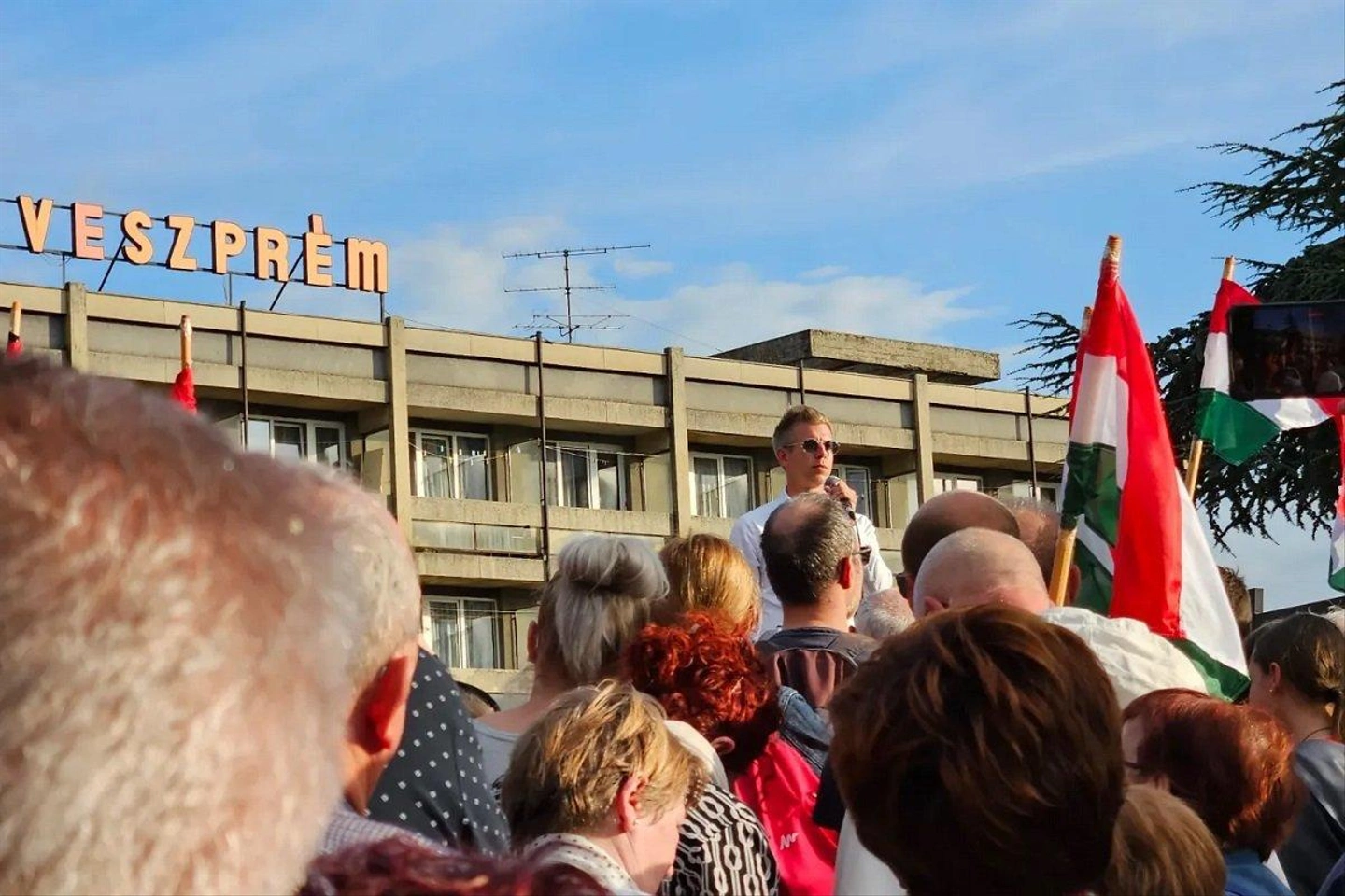 Magyar-Peter.jpg