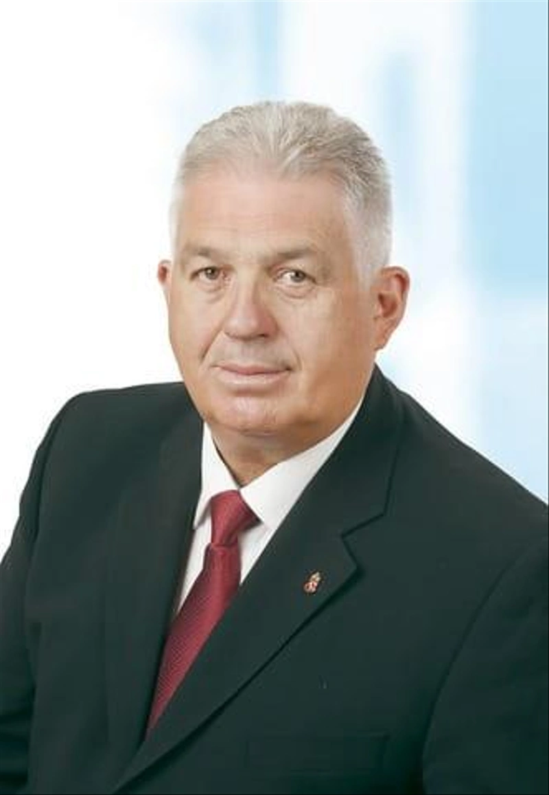 Sipos László