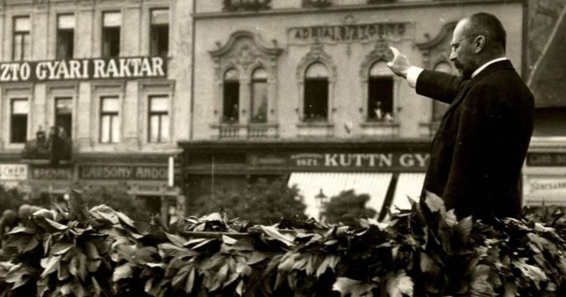 Gróf Tisza István 1912-től a képviselőház elnöke, majd 1913-tól miniszterelnök 1917-es lemondásáig