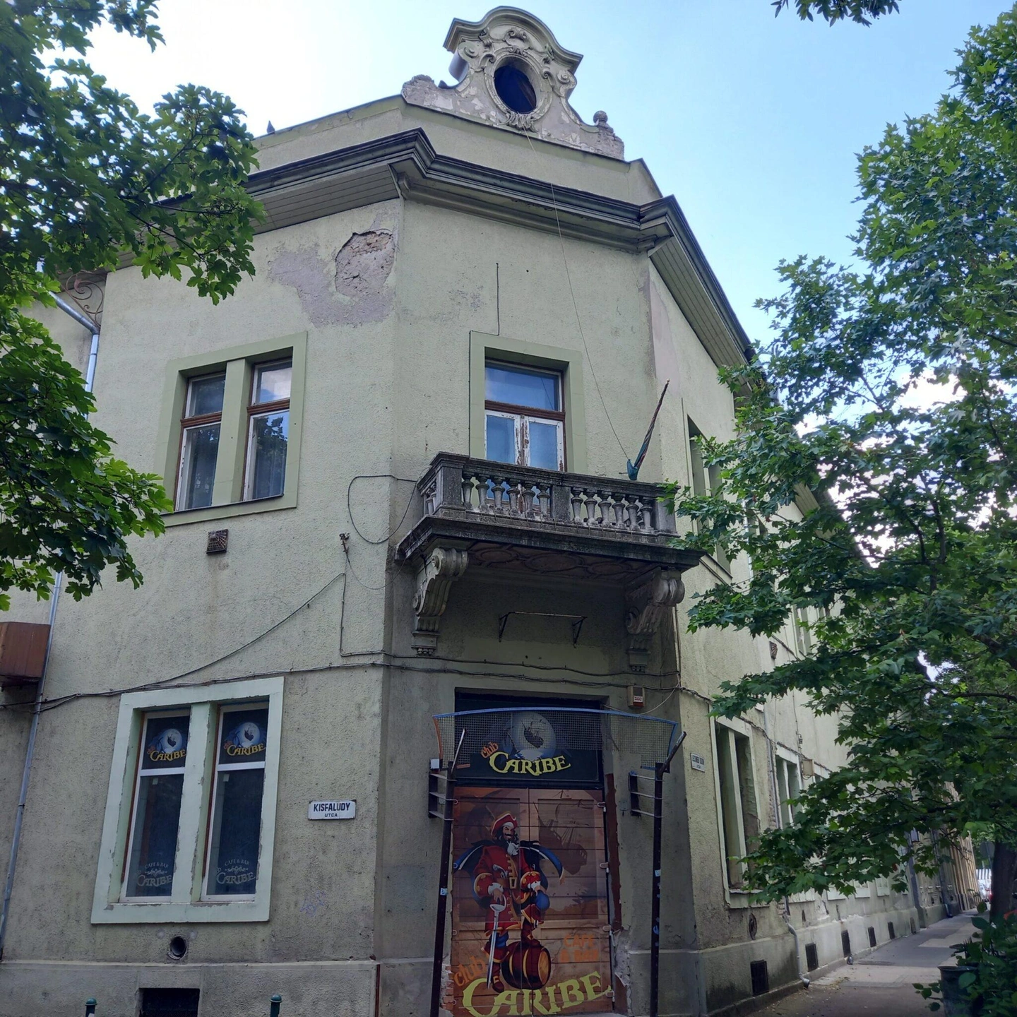 tiszti-klub-1-scaled-2048x2048.jpg