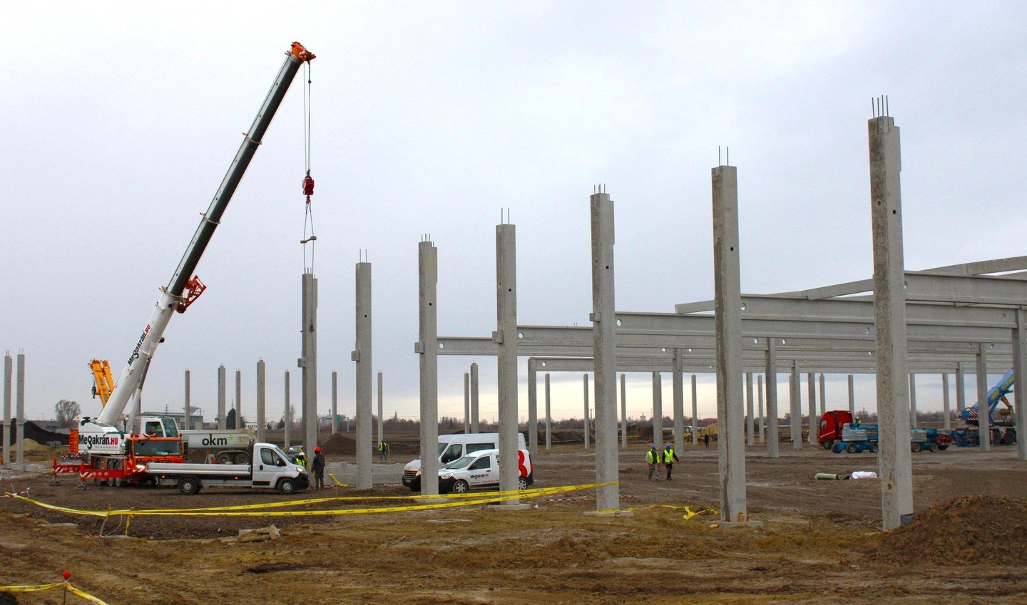 ZF-epitkezes-22.jpg