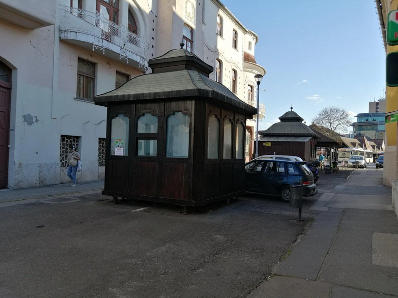 A „gombák” hosszú idő óta nem találnak bérlőre / Fotó: KecsUP Hírek