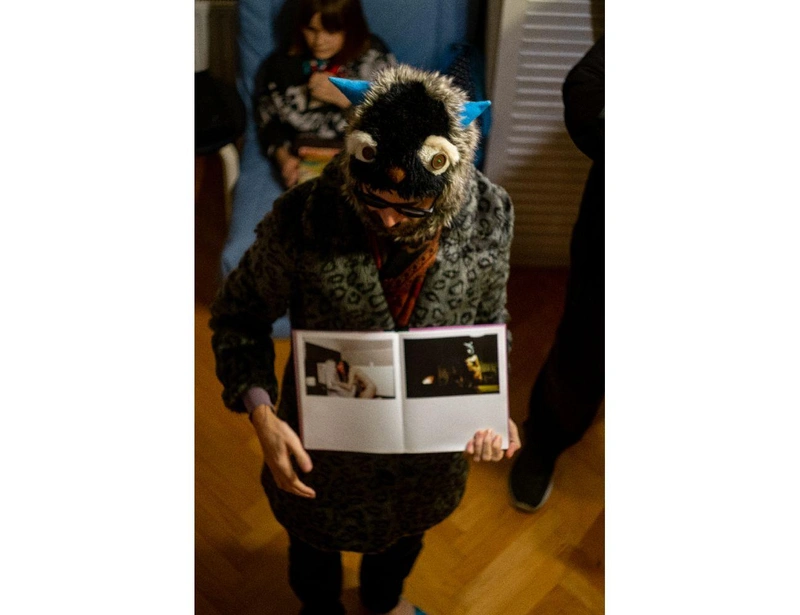 Papp Máté a Fekete éden fotóalbummal