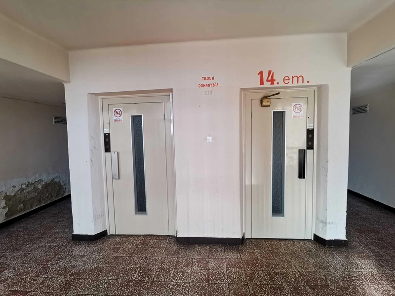 Lift a 14. emeleten / Fotó: Jánosa Marcell