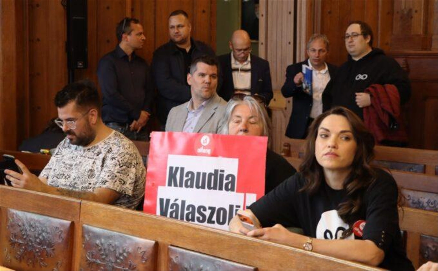 26-majus-kozgyules-05-679x420.jpg