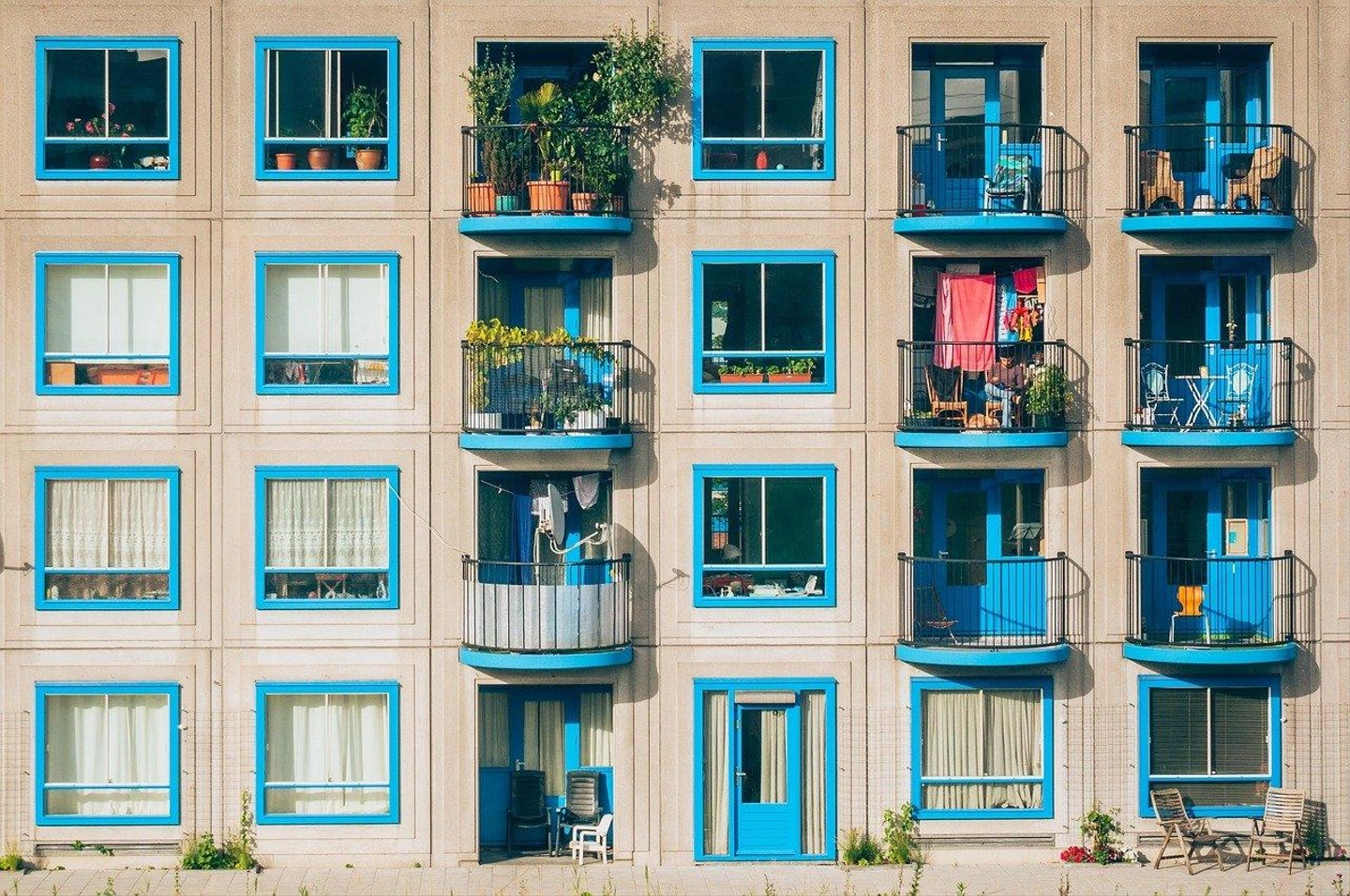 apartments-1845884_1280.jpg