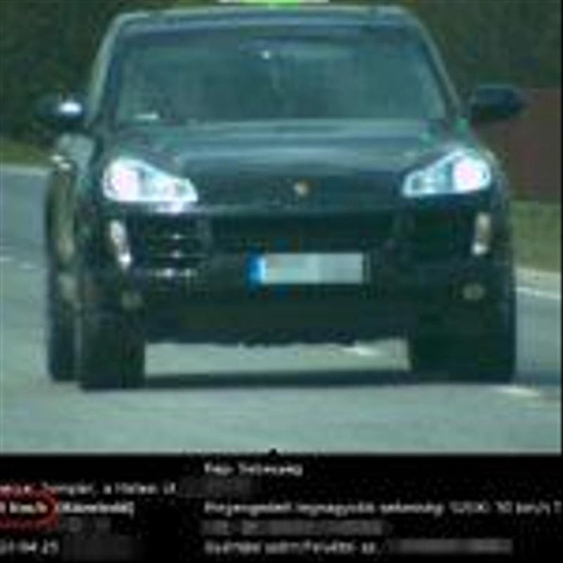Gyorshajtó Tompán (Fotó: Police.hu)