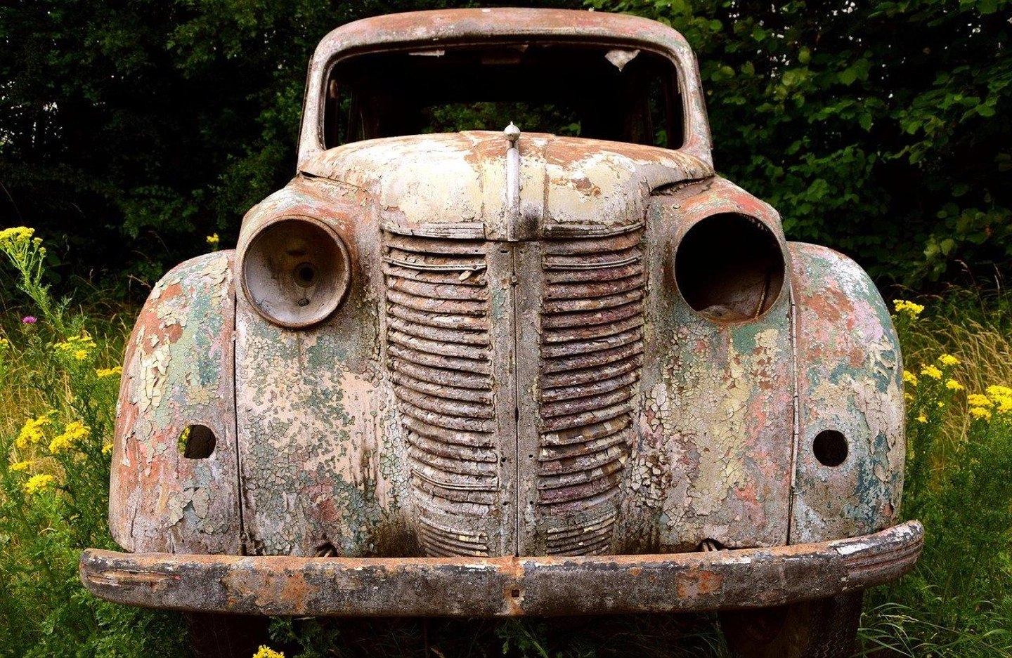 automobile-2465880_1280.jpg