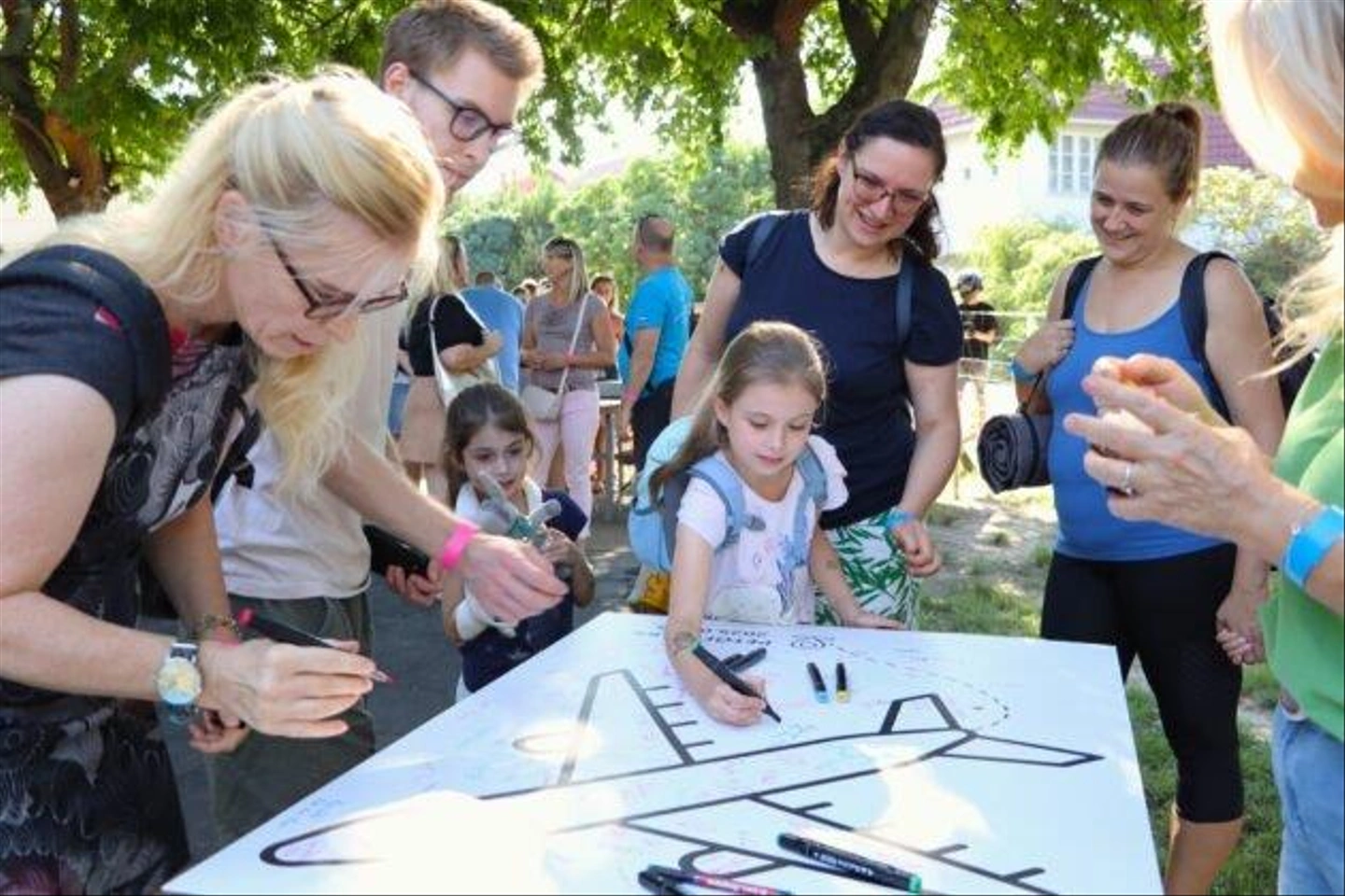 Danyi-Boti-Petofi-Park-jotekonysagi-kertmozi-16-630x420.jpg