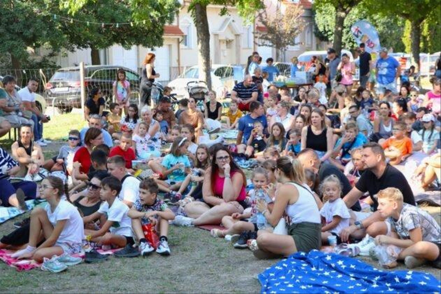 Danyi-Boti-Petofi-Park-jotekonysagi-kertmozi-24-630x420.jpg