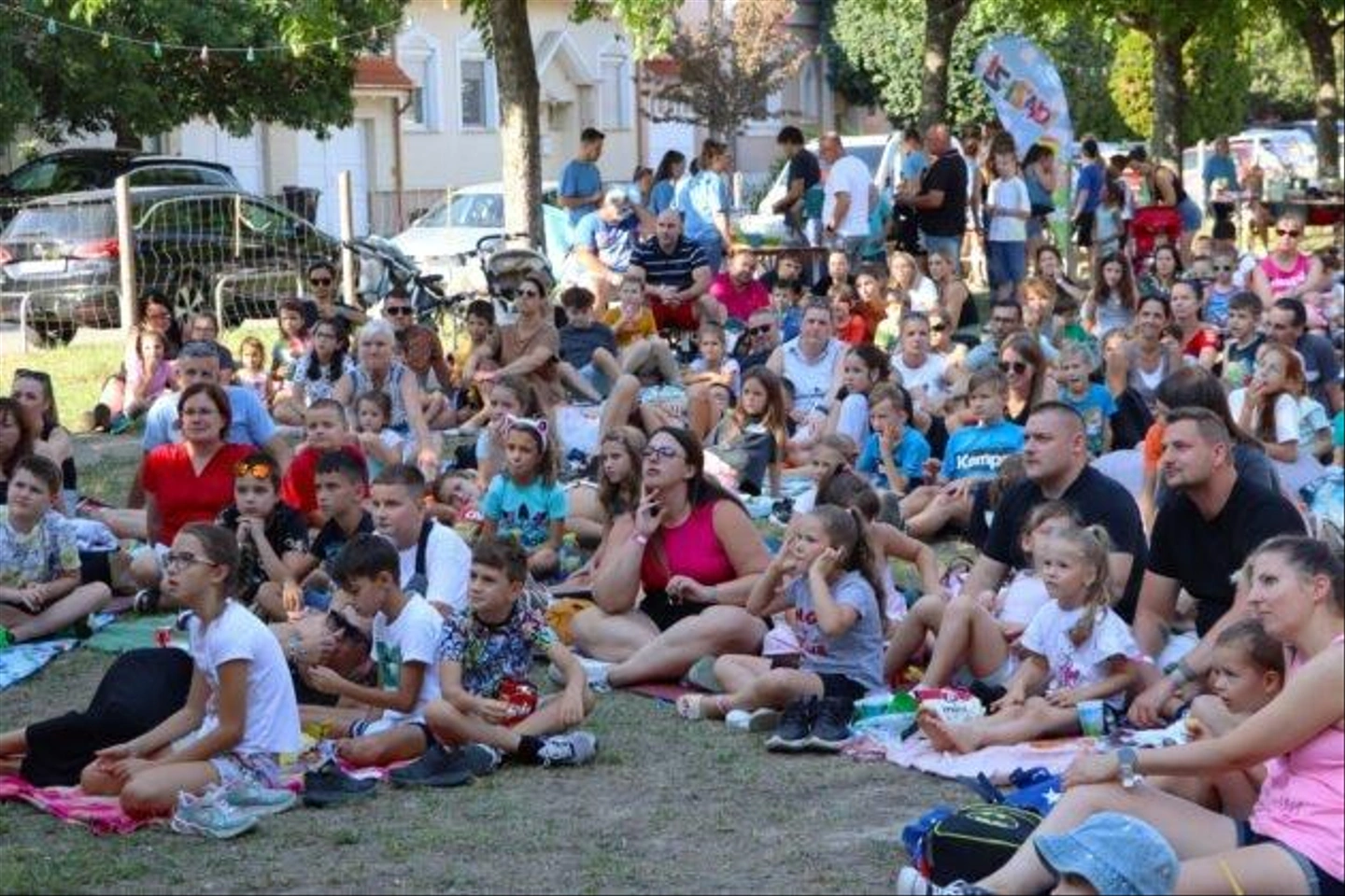 Danyi-Boti-Petofi-Park-jotekonysagi-kertmozi-35-630x420.jpg