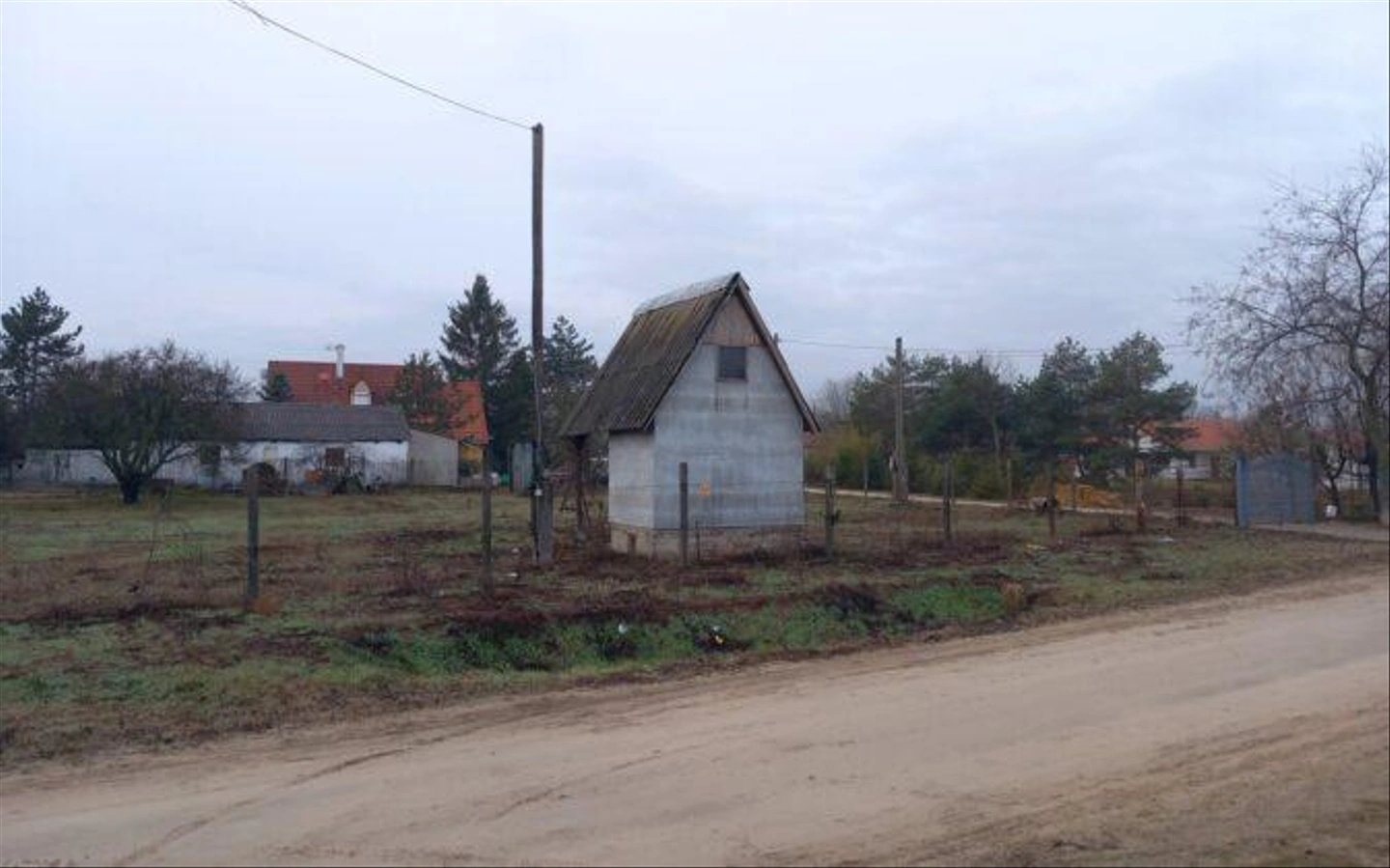 emberoles-Napkelet-utca-2-673x420.jpg