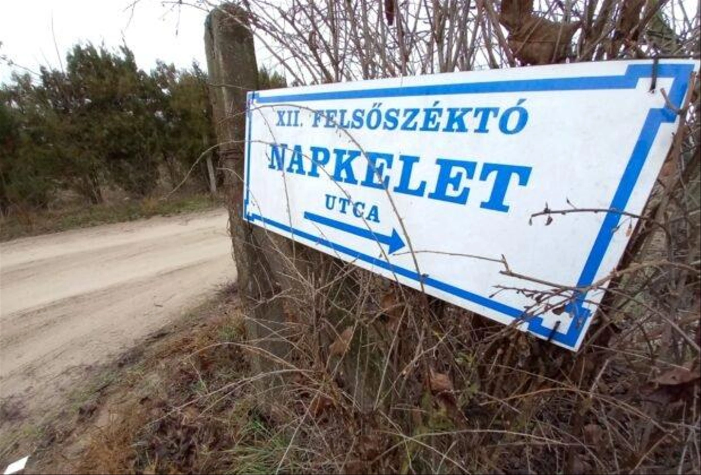 emberoles-Napkelet-utca-3-619x420.jpg