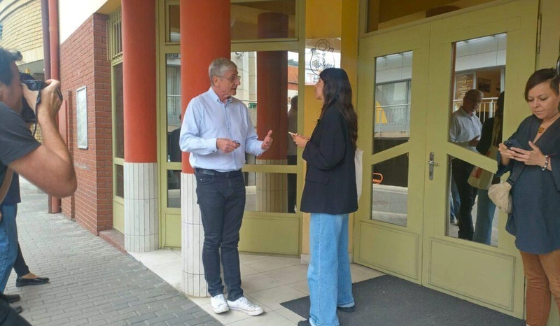 Gyurcsány Ferenc tornacipőben érkezett a fórumra / Fotó: KecsUP