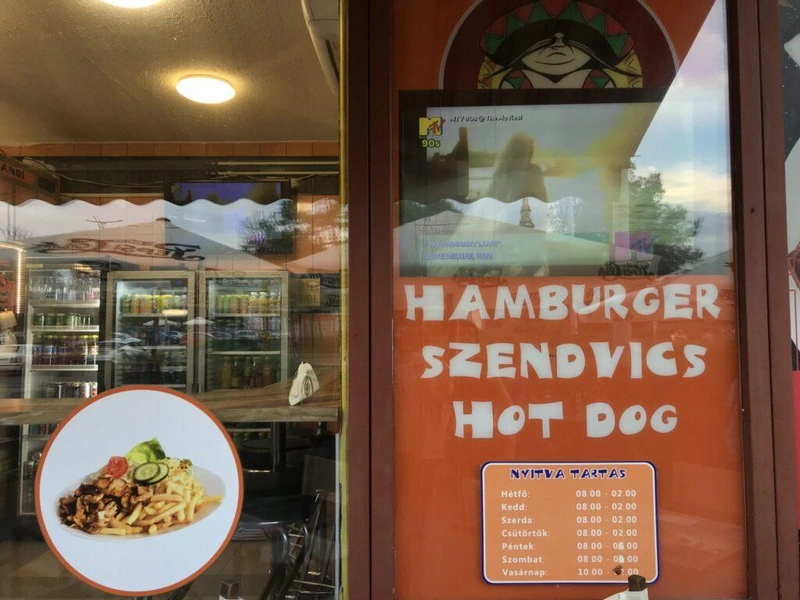 A Dobó körút 1. szám alatti El Bandi Gyorsétterem, átírt nyitvatartással / Fotó: kecsup.hu