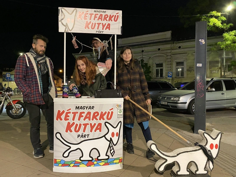 A kecskeméti MKKP passzivistái az esti műszakban / Fotó: kecsup.hu