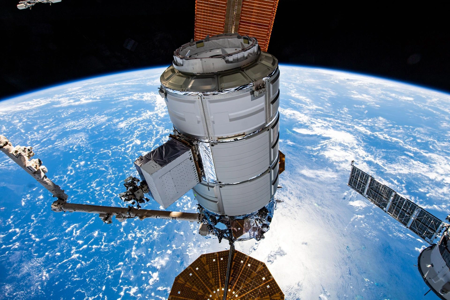 iss070e044474large.jpg