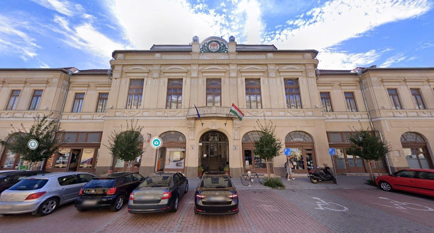 kalocsa-varoshaza.jpg