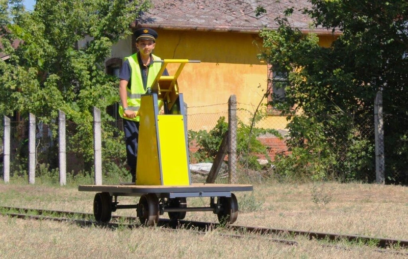 Kézi hajtány Bugacon / Fotó: Hraskó István