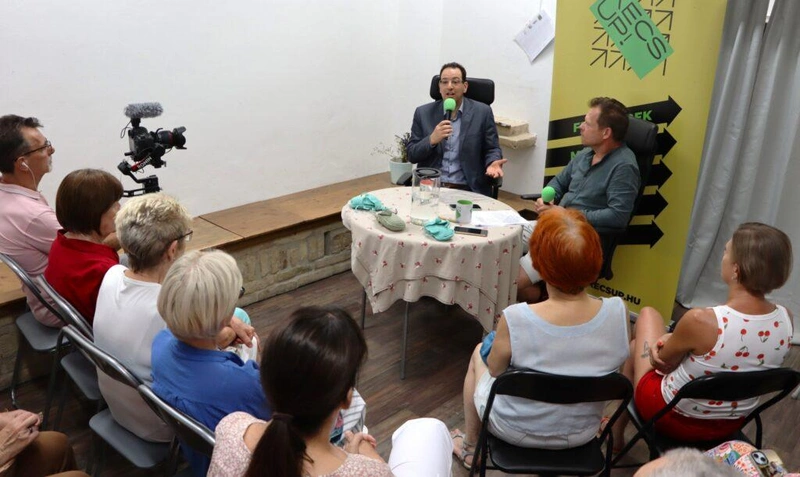 Ligeti Miklós volt a júniusi KecsUP Est vendége / fotó: Hraskó István, KecsUP Hírek