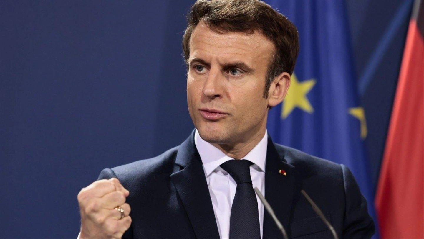 macron.jpg