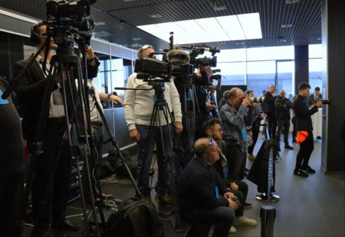 Mercedes-gyar-Orban-2026-febr-27-610x420.jpg