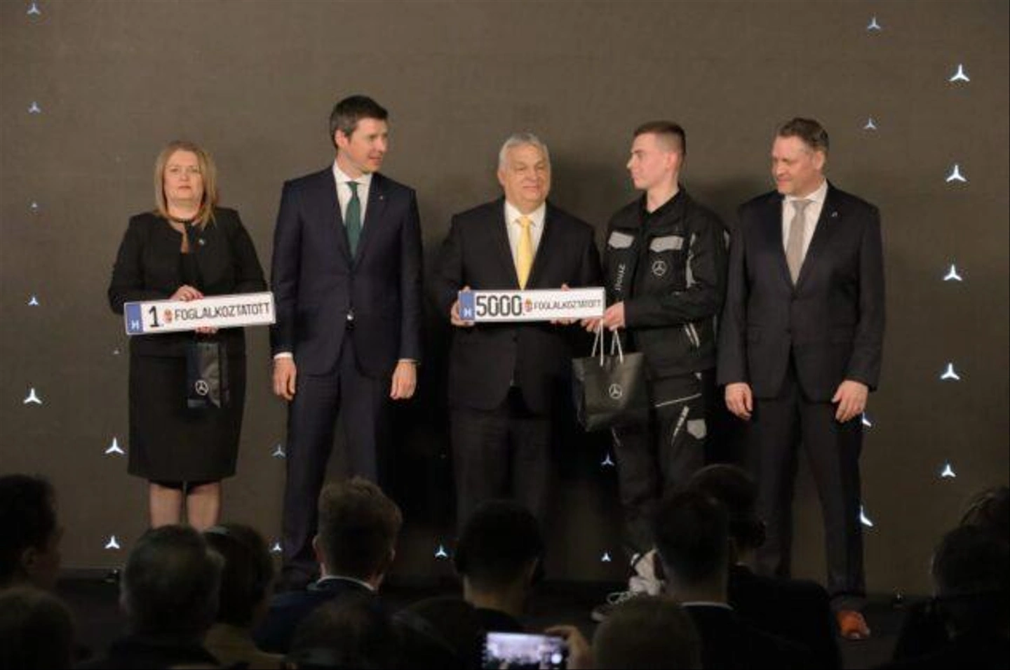 Mercedes-gyar-Orban-2026-febr-47-633x420.jpg