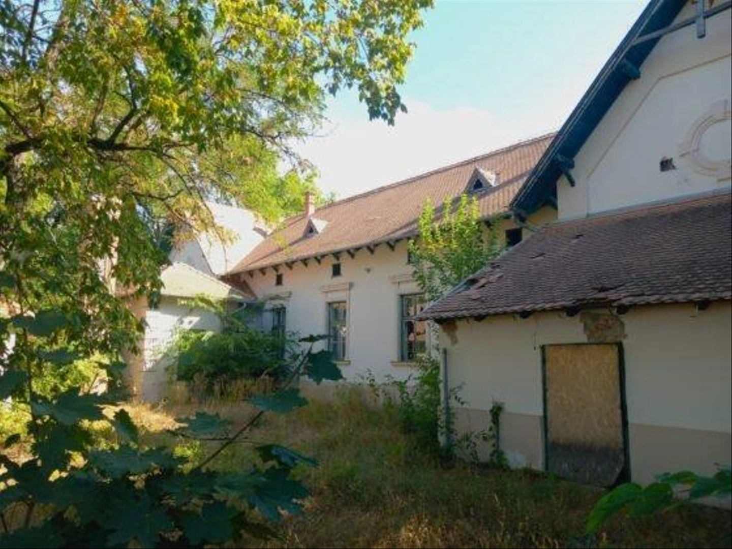 Miklostelep-kutatointezet-72-560x420.jpg