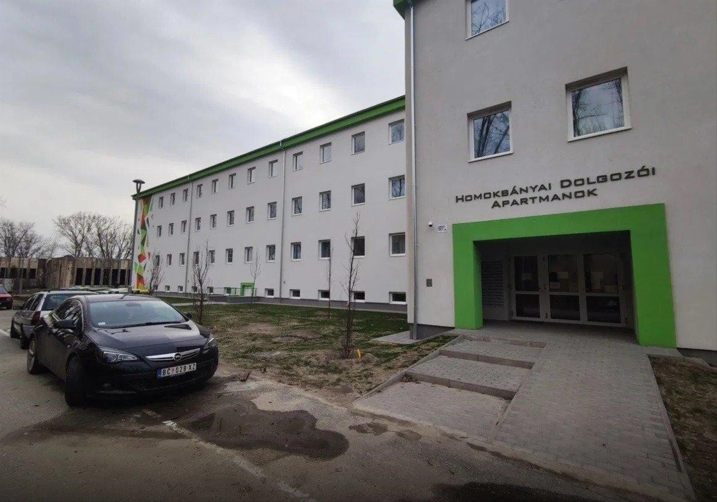 munkasszallodobos.jpg