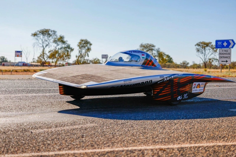 neumann_solar_team_537735333_1316698247132510_1643281620702510401_n-1920x1281.jpg