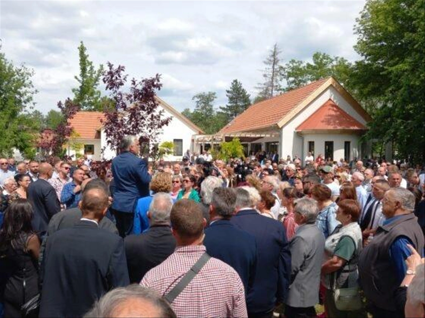 Orban-Viktor-Hunyadivaros-245-560x420.jpg