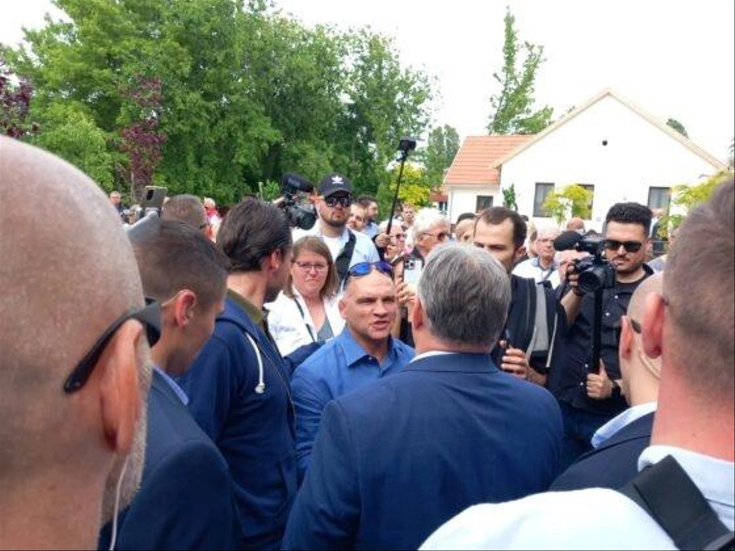 Orban-Viktor-Hunyadivaros-343-560x420.jpg