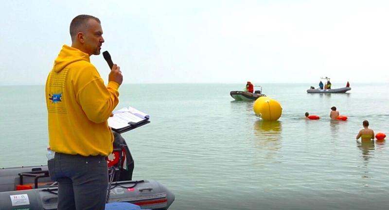 Pesti Balázs, a Téli Balaton-átúszás főszervezője, a Nemzetközi Hidegvíz Törzs Egyesület elnöke